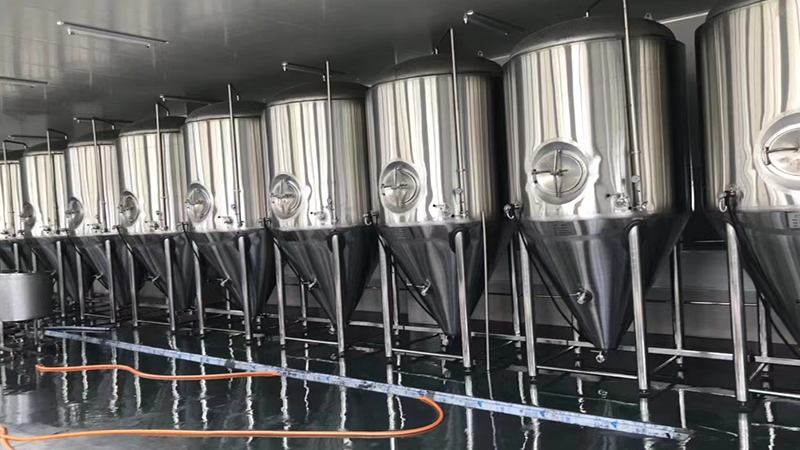 迎泽精酿啤酒设备厂—精酿啤酒设备主要生产工艺